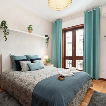 Host Wise Apartment Porto Room photo